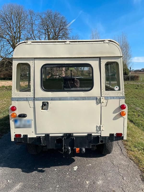 Gebraucht Land Rover 88 63 PS (46 kW) 1977 Beige SUV