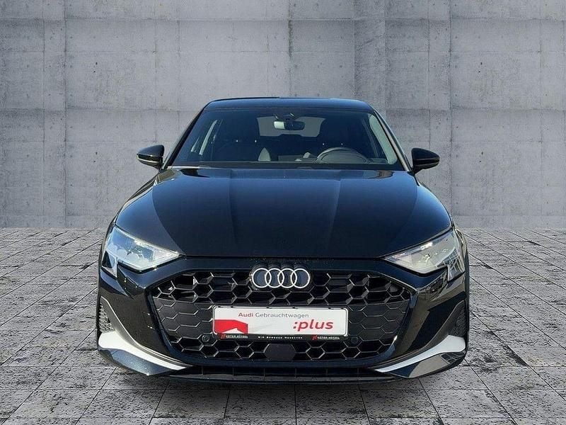 Gebraucht Audi A3 Advanced 150 PS (110 kW) 2025 Mythosschwarz metallic Limousine