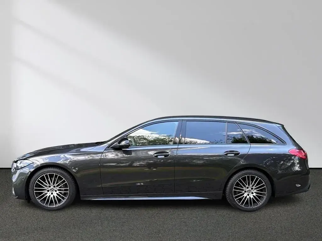 Gebraucht Mercedes C220 AMG 197 PS (144 kW) 2025 Grau Kombi