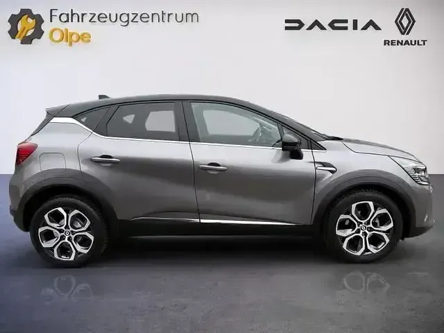 Gebraucht Renault Captur Techno 140 PS (102 kW) 2022 Grau SUV