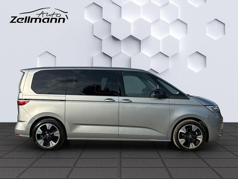 Gebraucht VW Multivan Life 150 PS (110 kW) 2025 Silber Van