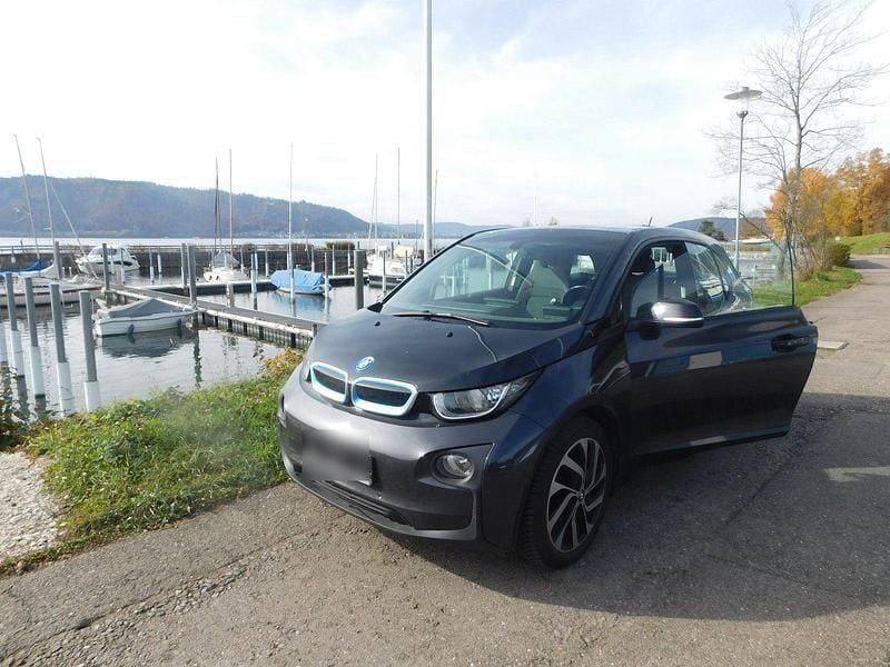 Grau Gebraucht 2015 BMW i3 Kleinwagen | 10.900 € (Fairer Preis) - Bild 1/4