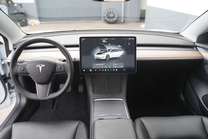 Gebraucht Tesla Model 3 Long Range AWD 366 kW (498 PS) 2022 Weiß Limousine