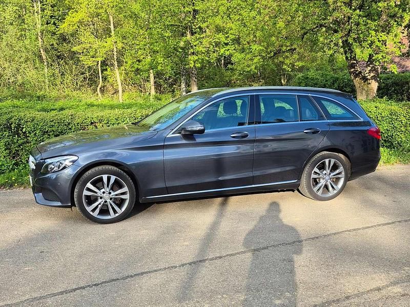 Gebraucht Mercedes C250 Exclusive 204 PS (150 kW) 2016 Kombi