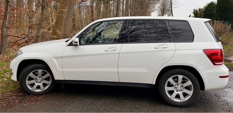 Weiß Gebraucht 2012 Mercedes GLK200 SUV | 16.900 € (Fairer Preis) - Bild 1/4