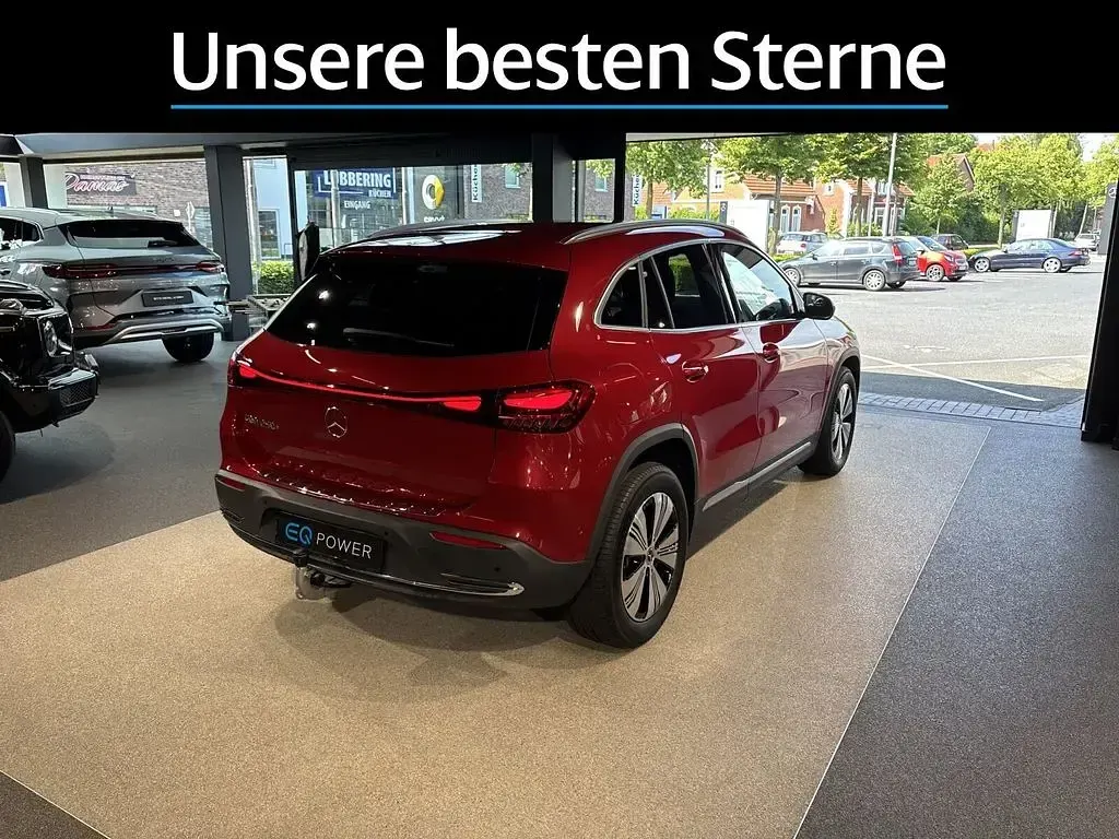 Gebraucht Mercedes EQA250+ Advanced 139 kW (190 PS) 2024 Rot SUV