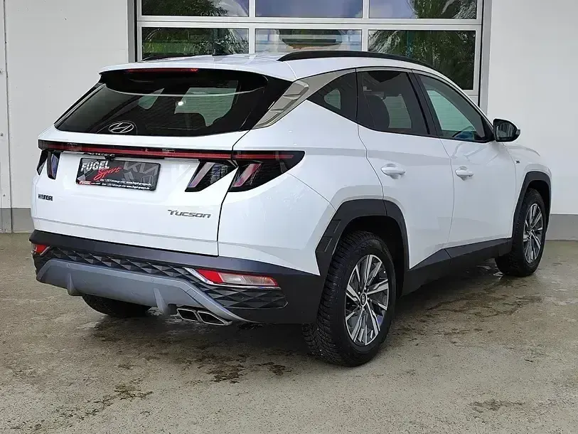 Gebraucht Hyundai Tucson 150 PS (110 kW) 2024 Atlas white / sol SUV