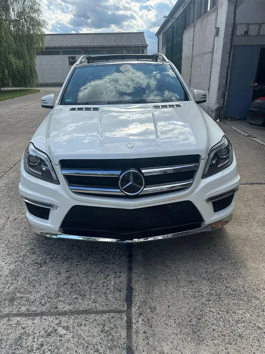 Gebraucht Mercedes GL500 AMG 435 PS (319 kW) 2013 Weiß SUV