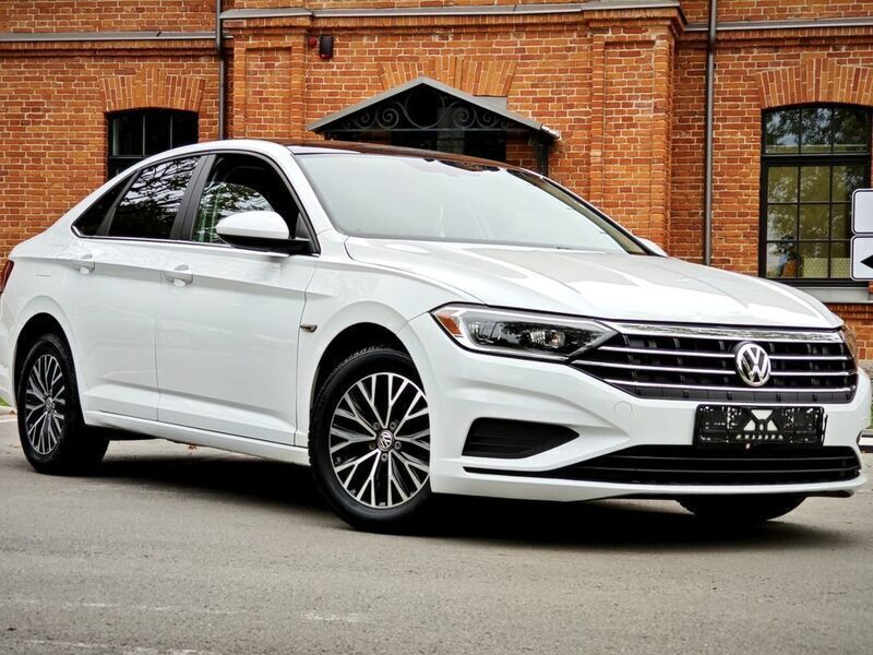 Gebraucht VW Jetta 150 PS (110 kW) 2018 Weiß Limousine