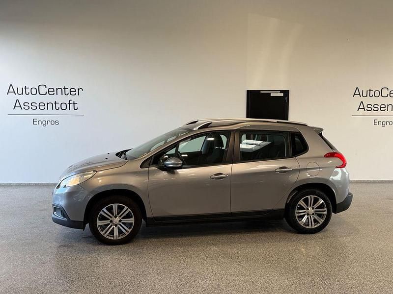 Grau Gebraucht 2013 Peugeot 2008 Active SUV | 3.500 € (Fairer Preis) - Bild 1/3