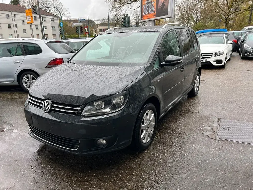 Gebraucht VW Touran Cup 105 PS (77 kW) 2015 Grau Van / Kleinbus