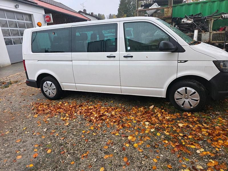 Weiß Gebraucht 2018 VW T6 Van | 13.600 € (Guter Preis) - Bild 1/4