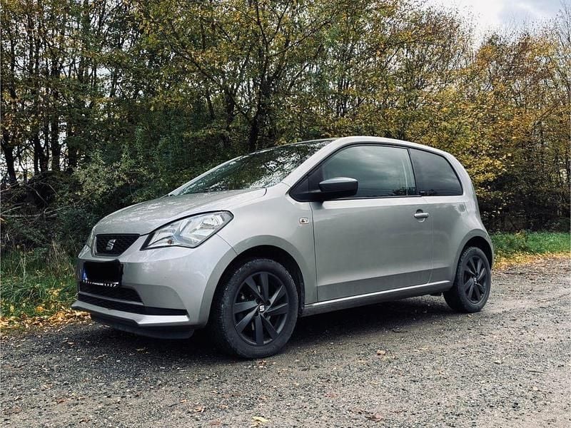 Gebraucht Seat Mii CONNECT 60 PS (44 kW) 2016 Grau Kleinwagen