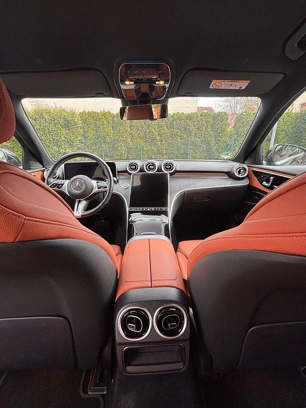 Gebraucht Mercedes C300e 313 PS (230 kW) 2024 Kombi