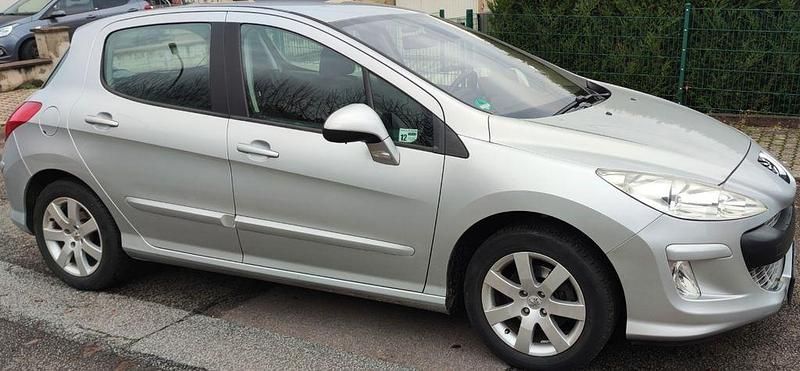 Silber Gebraucht 2008 Peugeot 308 Sport Limousine | 3.990 € (Fairer Preis) - Bild 1/4