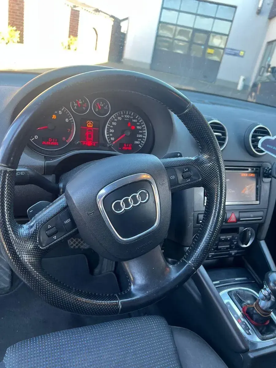 Gebraucht Audi A3 Ambiente 160 PS (117 kW) 2008 Blau Kleinwagen