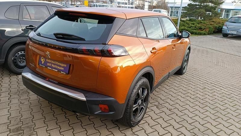 Gebraucht Peugeot 2008 101 PS (74 kW) 2021 Gold SUV