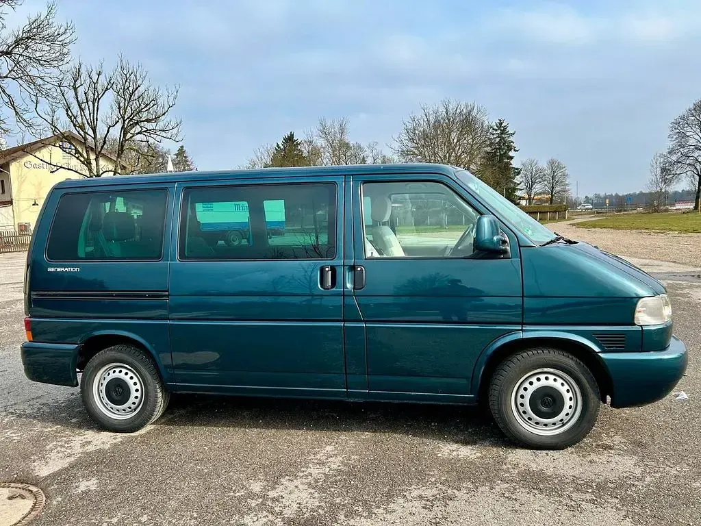 Gebraucht VW T4 102 PS (75 kW) 2002 Grün Van