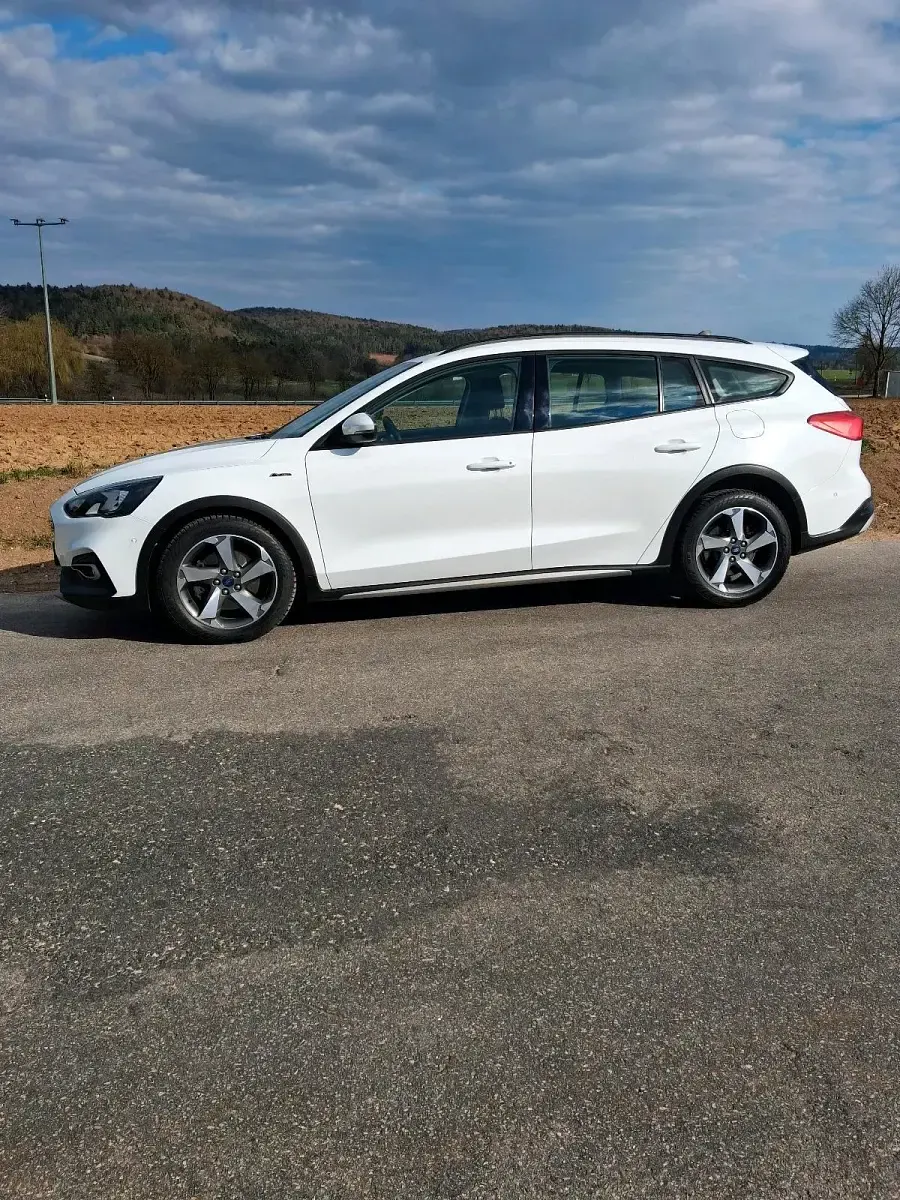 Occasion Ford Focus Active 120 ch (88 kW) 2020 Blanc Break