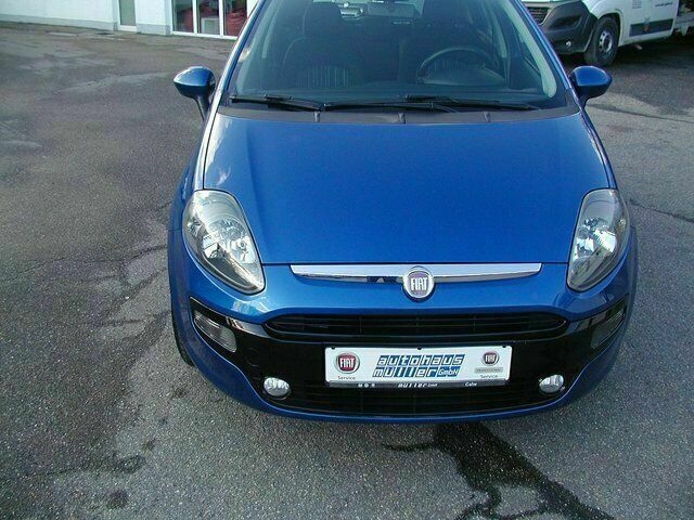 Gebraucht Fiat Punto Evo 77 PS (56 kW) 2011 Blau Kleinwagen