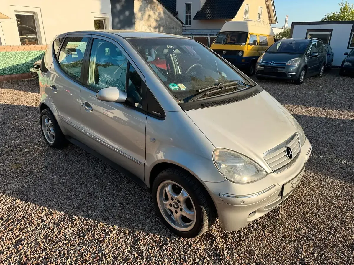 Gebraucht Mercedes A160 Elegance 102 PS (75 kW) 2002 Silber Kleinwagen