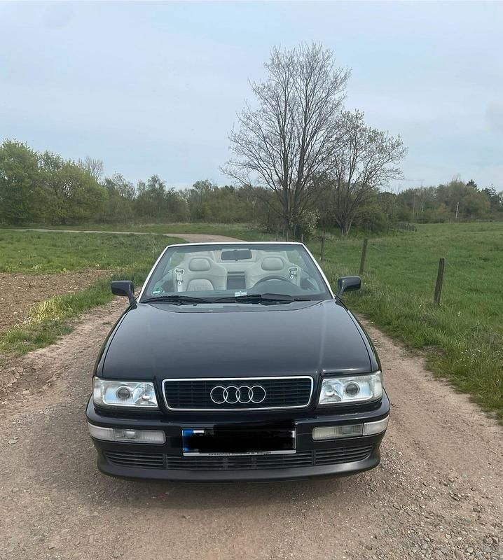 Second-hand Audi A5 150 CP (110 kW) 1996 Albastru Cabrio