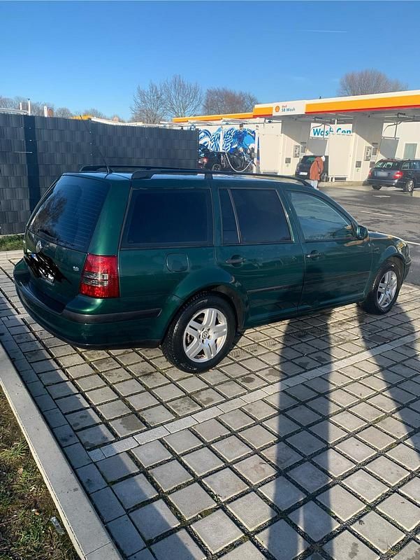 Gebraucht VW Golf IV 101 PS (74 kW) 2004 Grün Kombi