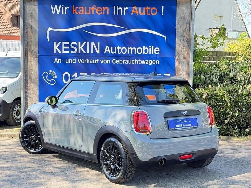 Usata Mini ONE 102 CV (75 kW) 2018 Grigio Utilitaria