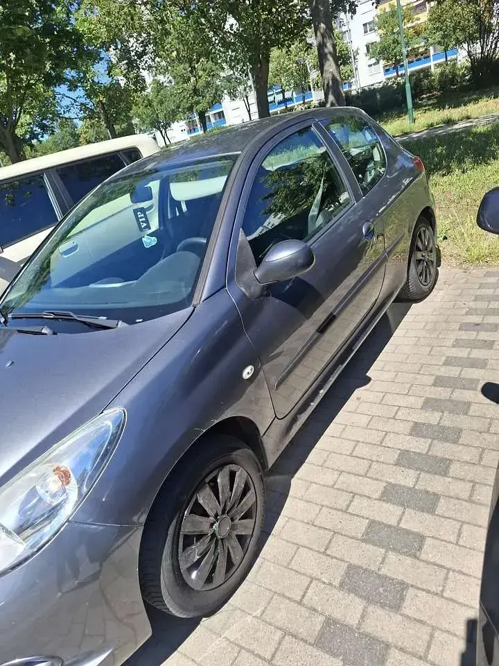 Gebraucht Peugeot 206 60 PS (44 kW) 2009 Limousine