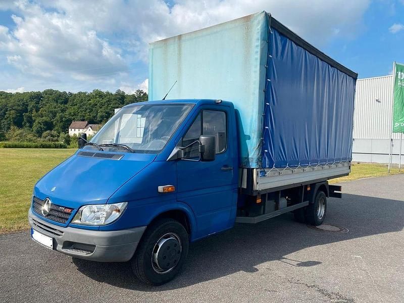 Blau Gebraucht 2005 Mercedes Sprinter Van | 12.500 € (Guter Preis) - Bild 1/4