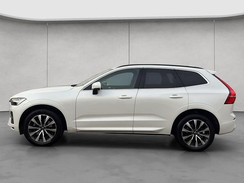 Gebraucht Volvo XC60 Core 250 PS (183 kW) 2024 Weiß SUV