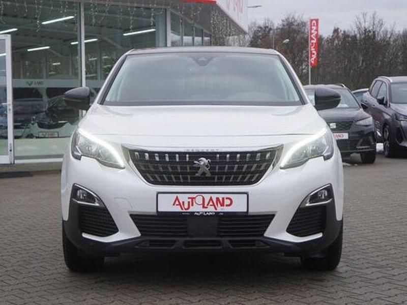 Gebraucht Peugeot 3008 Active 131 PS (96 kW) 2019 Weiß SUV