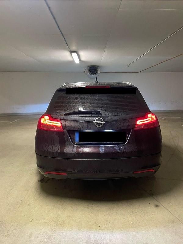 Gebraucht Opel Insignia 160 PS (117 kW) 2013 Braun Kombi