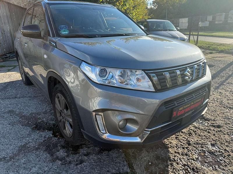 Other Gebraucht 2018 Suzuki Vitara SUV | 12.999 € (Guter Preis) - Bild 1/4