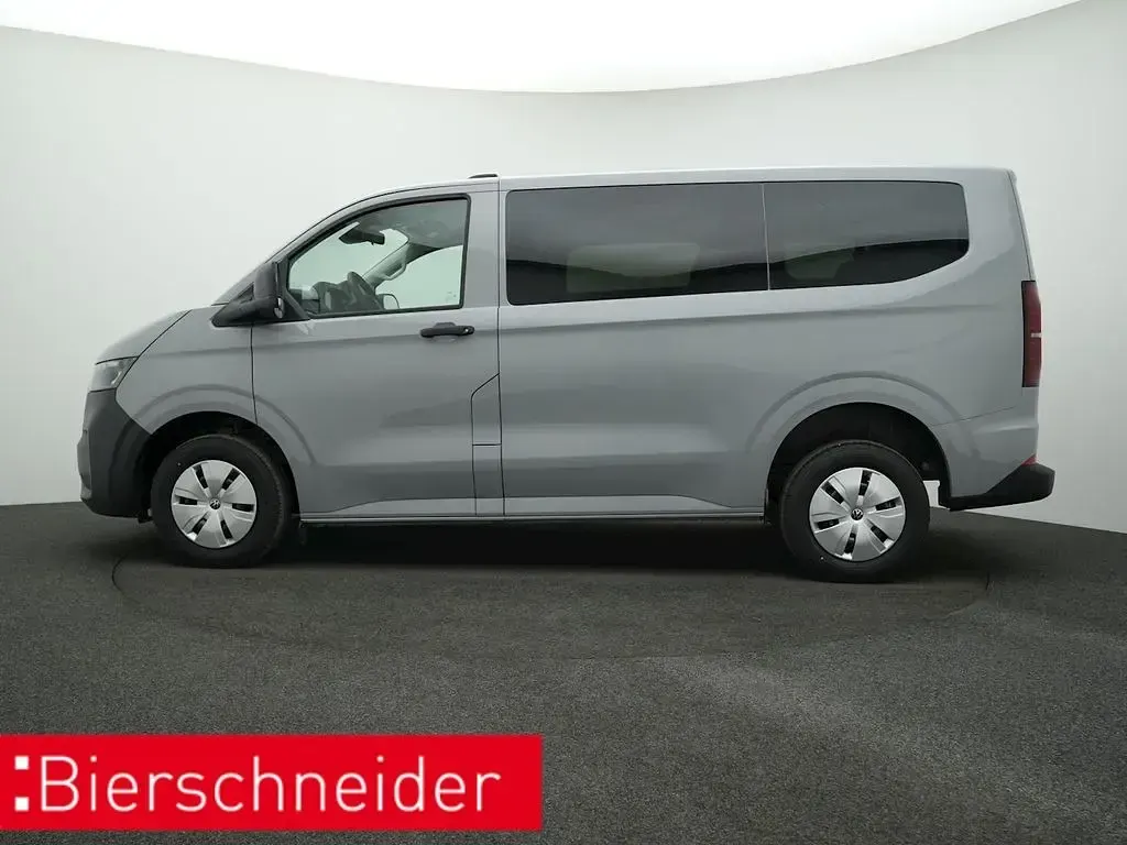 Gebraucht VW Caravelle Basis 150 PS (110 kW) 2025 Grau Van