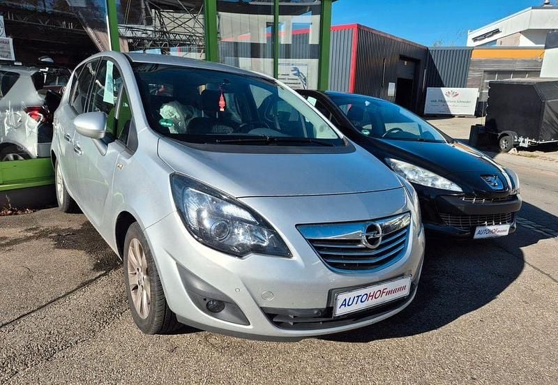 Silber Gebraucht 2012 Opel Meriva Innovation Van / Kleinbus | 2.500 € (Superpreis) - Bild 1/4