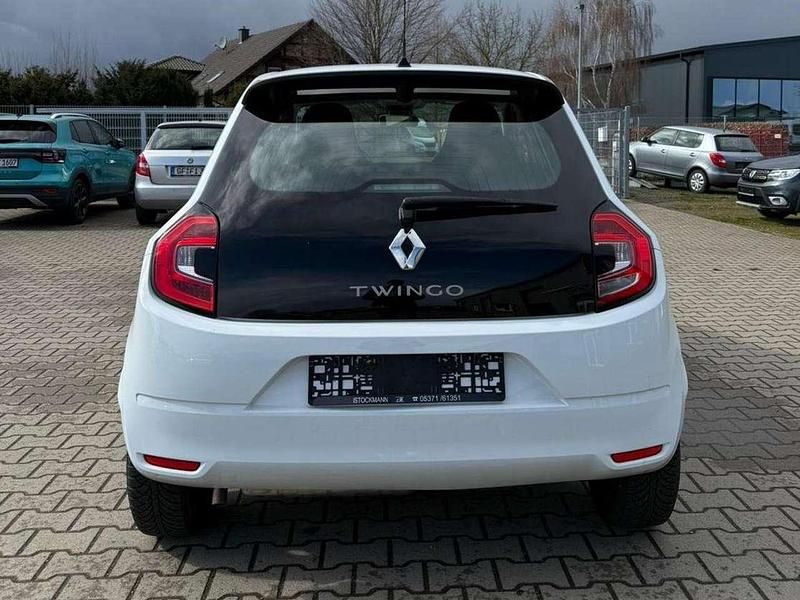 Gebraucht Renault Twingo Life 65 PS (47 kW) 2021 Crystal weiss Kleinwagen