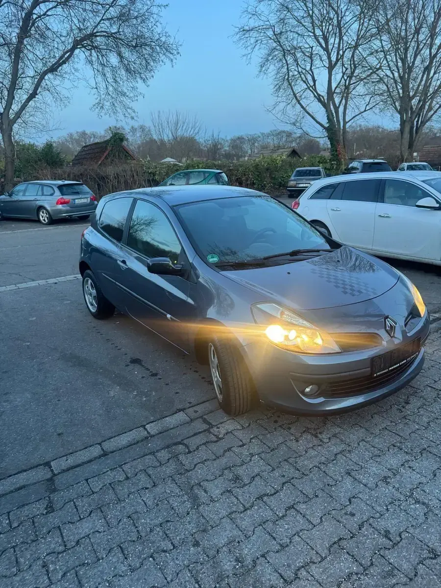 Gebraucht Renault Clio 2005 Grau Kleinwagen