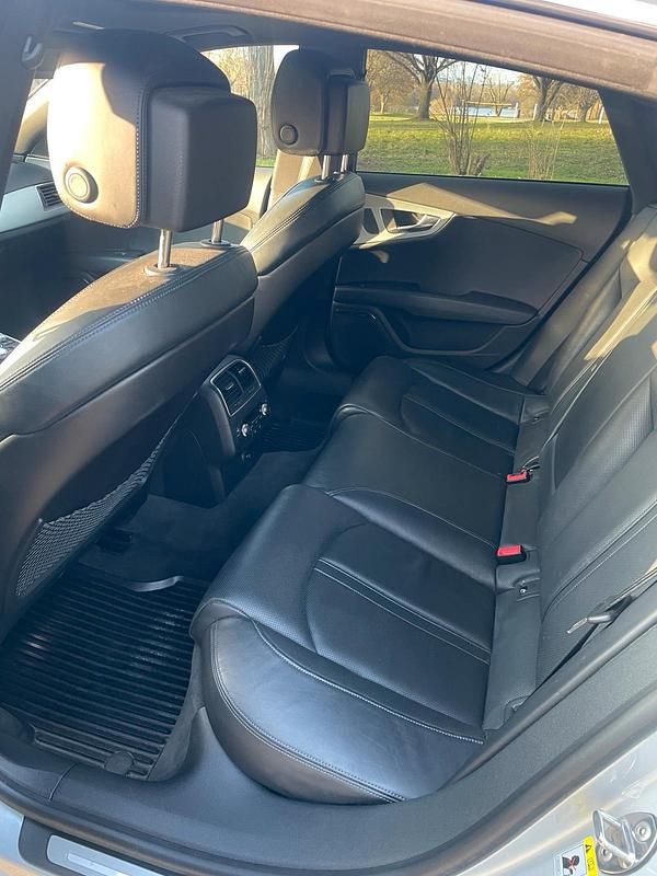 Gebraucht Audi A7 Sportback S-Line 240 PS (176 kW) 2011 Silber Kleinwagen