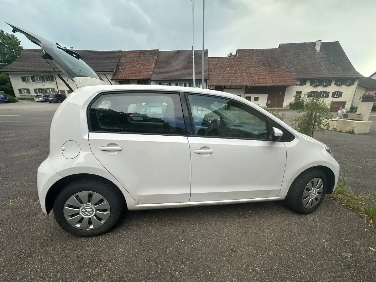 Gebraucht VW up! 75 PS (55 kW) 2018 Weiß Kleinwagen