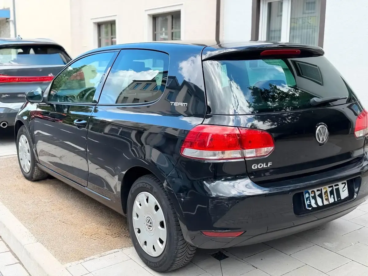 Brugt VW Golf Team 80 HK (58 kW) 2010 Sort Coupe