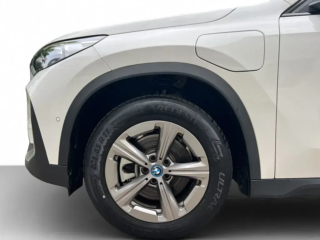 Second-hand BMW X1 245 CP (180 kW) 2025 Alb SUV