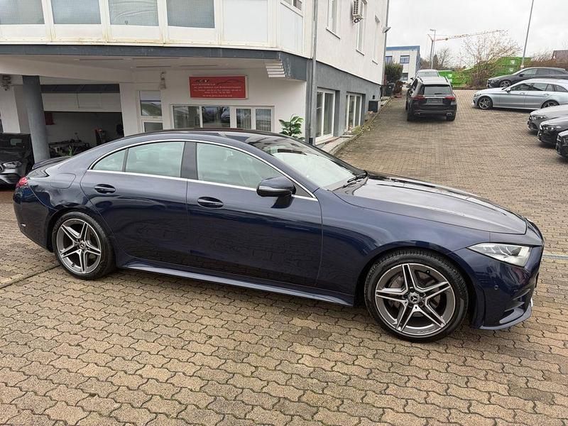 Gebraucht Mercedes CLS220 AMG line 194 PS (142 kW) 2021 Blau Coupé