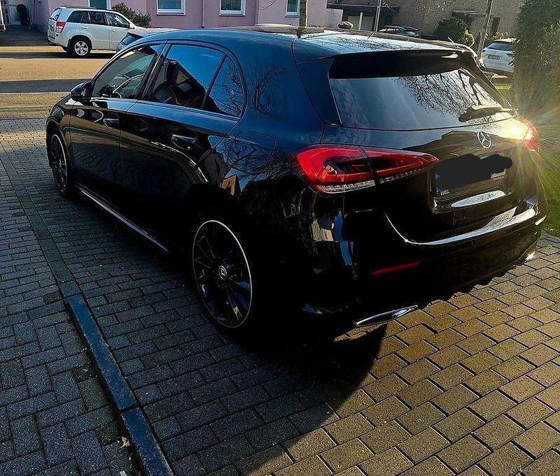 Gebraucht Mercedes A250 Night 218 PS (160 kW) 2022 Schwarz Limousine