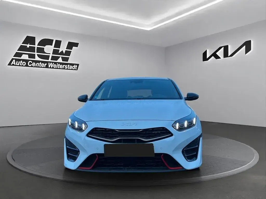 Gebraucht Kia ProCeed GT 204 PS (150 kW) 2023 Weiß Kombi