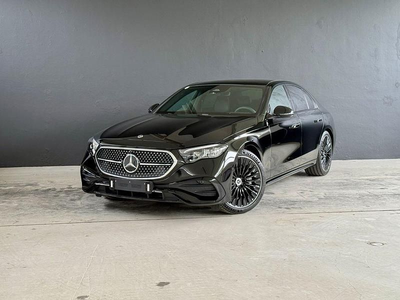 Gebraucht Mercedes E200 Advanced 163 PS (119 kW) 2025 Schwarz Limousine