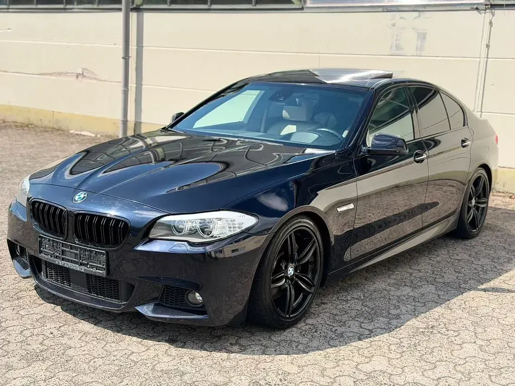 Gebraucht BMW 530 M Sport 258 PS (189 kW) 2012 Schwarz Limousine