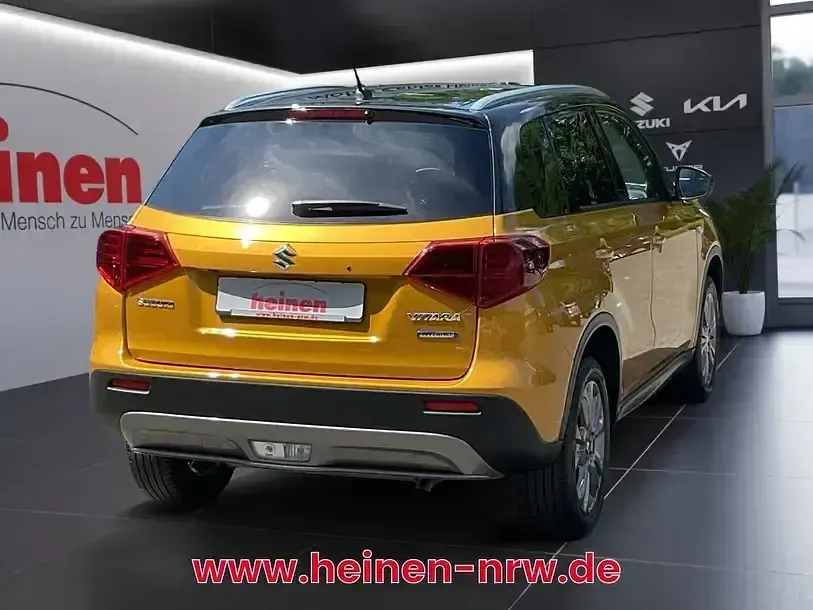 Gebraucht Suzuki Vitara Comfort 129 PS (94 kW) 2021 Gelb SUV