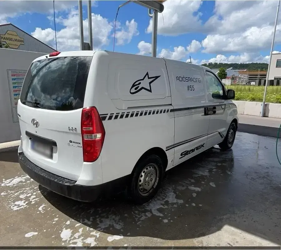 Gebraucht Hyundai H-1 170 PS (125 kW) 2011 Van / Kleinbus