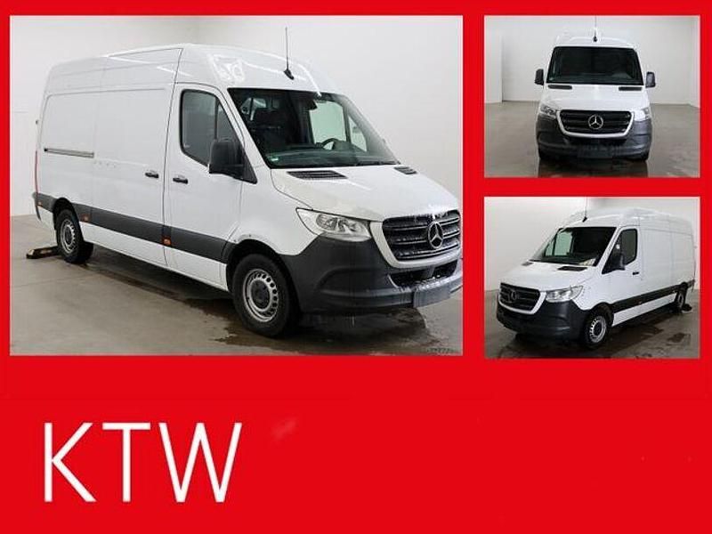 Gebraucht Mercedes Sprinter 170 PS (125 kW) 2022 Arktikweiß Van